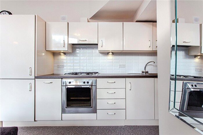 2 Bedroom Apartment For Sale In Church Walk, London, NW2