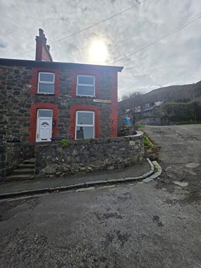 3 Bedroom End Of Terrace House To Rent In Water St, Penmaenmawr, LL34