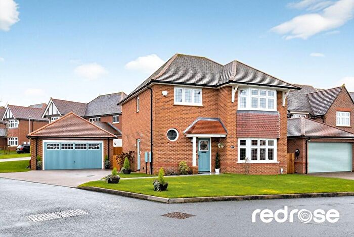 3 Bedroom Detached House For Sale In Poole Avenue, Buckshaw Village, PR7