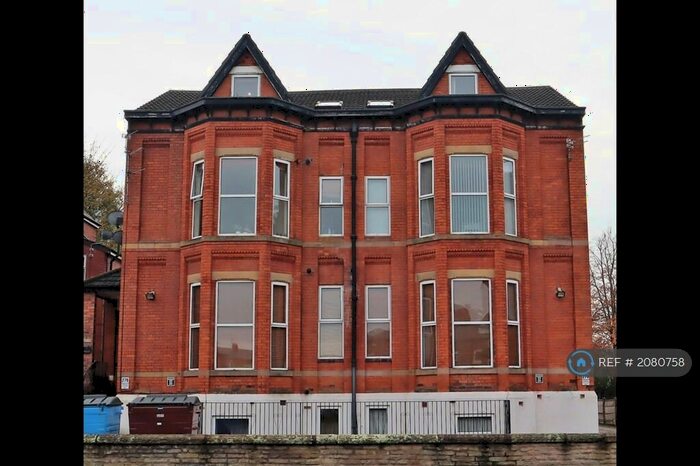 2 Bedroom Flat To Rent In Dickenson Road, Manchester, M13
