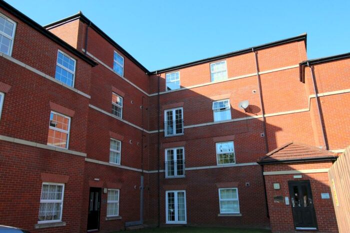 2 Bedroom Apartment To Rent In Lambwath Hall Court, Bransholme, Hull, East Riding Of Yorkshi, HU7