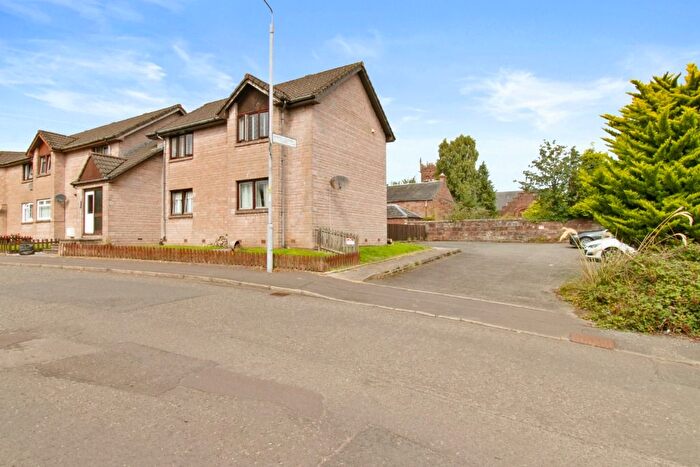 2 Bedroom Flat To Rent In Martin Gannon Court, Renton, West Dunbartonshire, G82