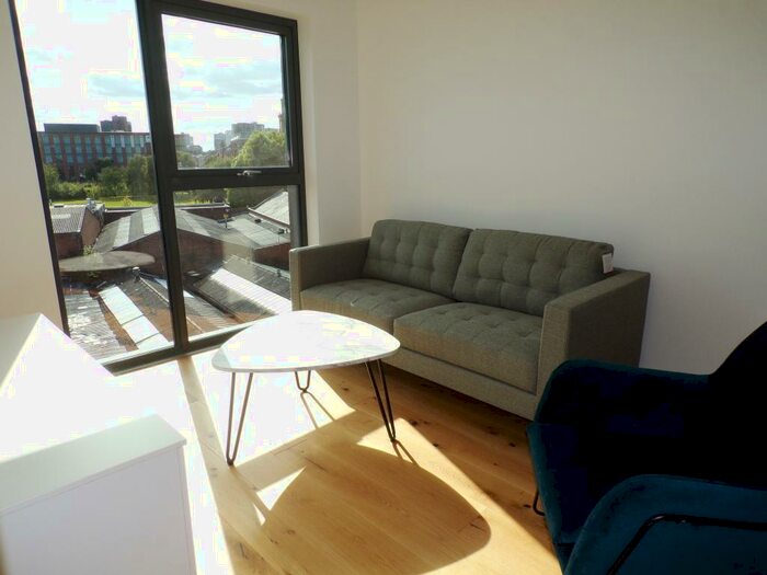 2 Bedroom Apartment To Rent In The Axium, Windmill Street, Birmingham, B1