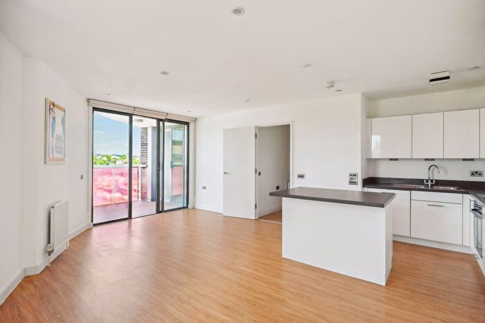 2 Bedroom Flat For Sale In Cubitt Court, Park Village East, London, NW1