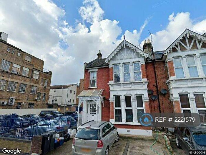 2 Bedroom Flat To Rent In Ground Floor Comming Soon, Ilford, IG1