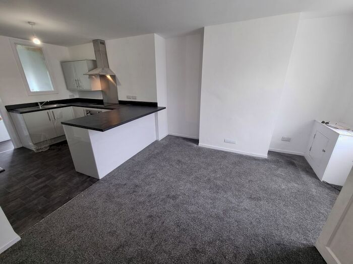 2 Bedroom Terraced House To Rent In Knowl Street, Stalybridge, SK15