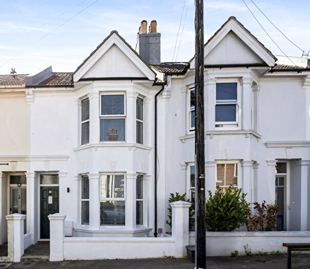 3 Bedroom Terraced House For Sale In Ruskin Road, Hove, BN3