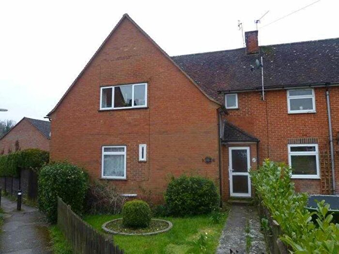 4 Bedroom Semi-Detached House To Rent In Kingsley Place, Winchester, SO22