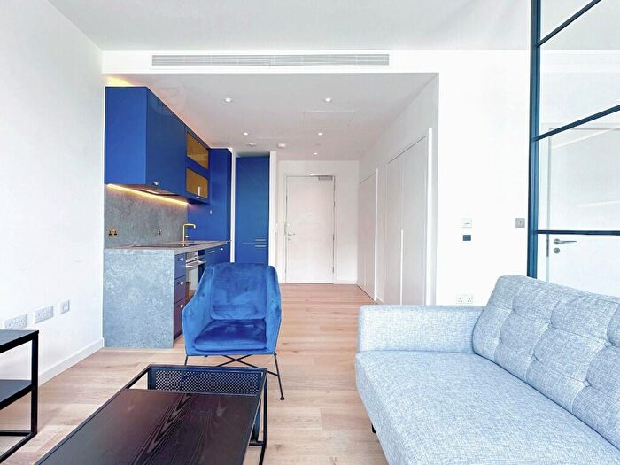 Studio To Rent In Douglass Tower, Goodluck Hope Walk, London, E14