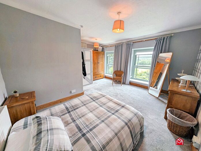 4 Bedroom Detached House For Sale In Swansea Road, Pontardawe, Swansea, SA8