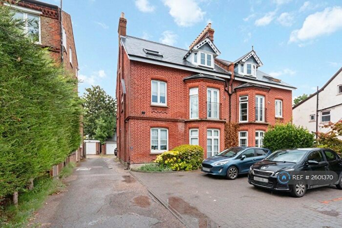 2 Bedroom Flat To Rent In Ditton Road, Surbiton, KT6