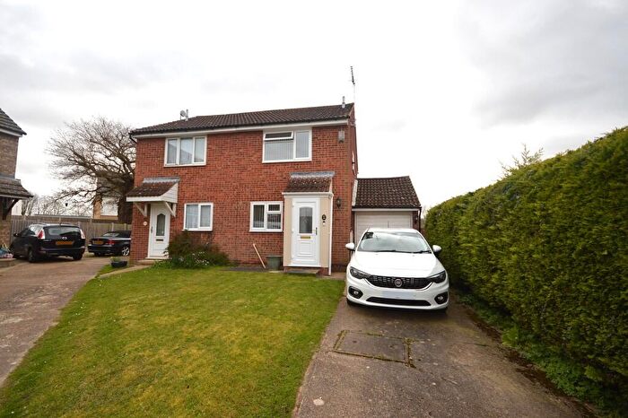 2 Bedroom Semi-Detached House For Sale In Henrietta Close, Wivenhoe, CO7