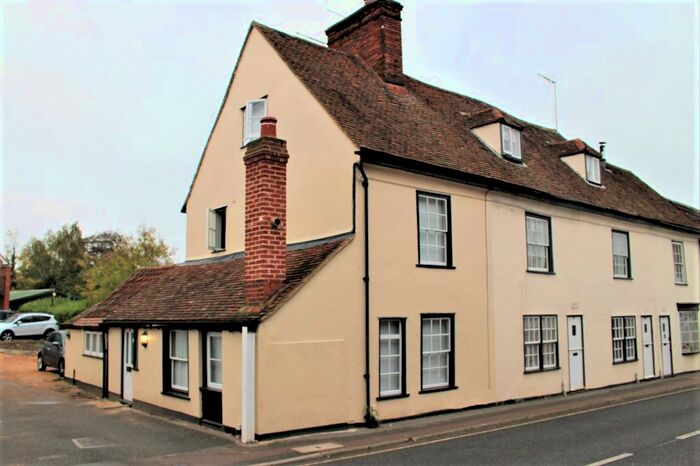 2 Bedroom End Of Terrace House To Rent In High Street, Ingatestone, Essex, CM4
