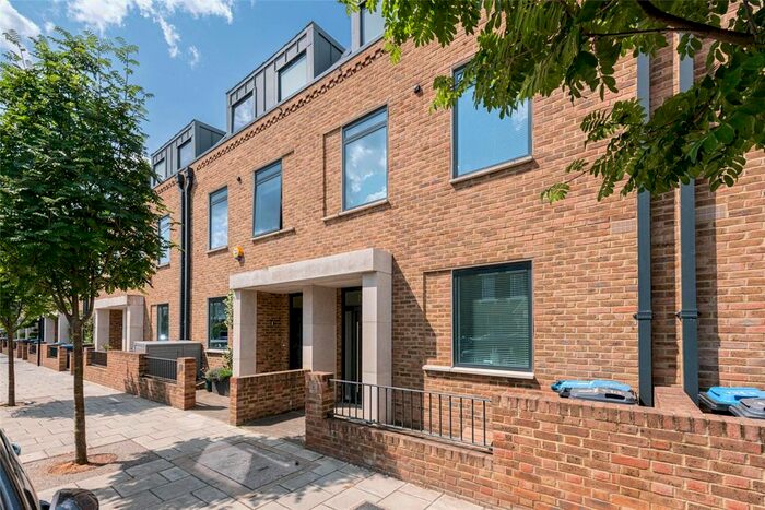 4 Bedroom Terraced House To Rent In Dermott Terrace, Kilburn Lane, London, W10