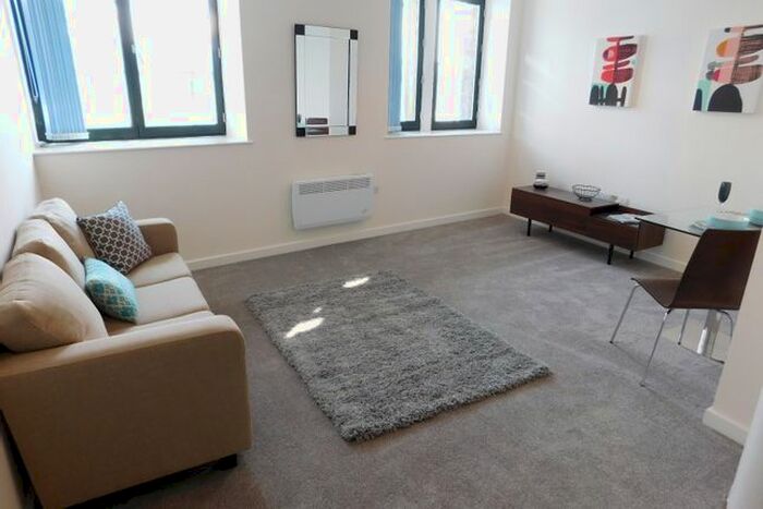 1 Bedroom Flat To Rent In Manor Row, City Centre, Bradford, BD1