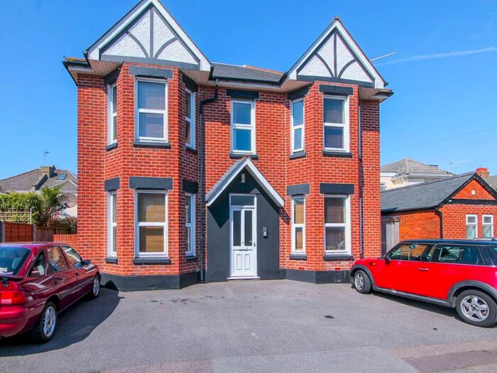 1 Bedroom Flat To Rent In Flat, Woodside Road, Southbourne, Bournemouth, BH5