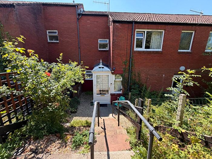 1 Bedroom Flat For Sale In Pant-yr-Eos, Aberdare, CF44
