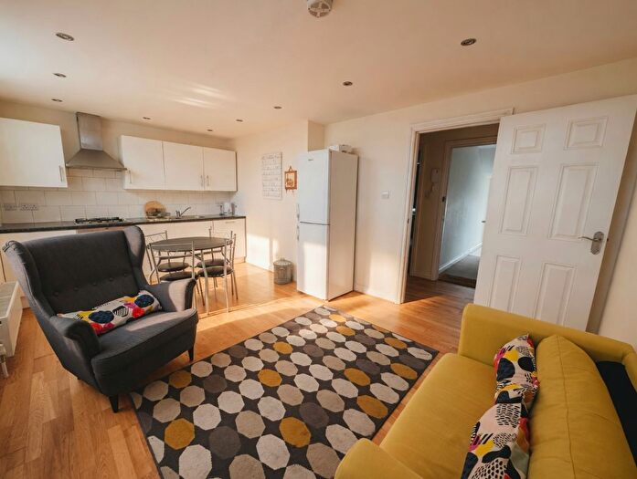 1 Bedroom Flat To Rent In New North Road, London, N1