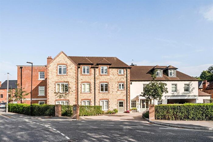 2 Bedroom Retirement Property For Sale In Dundee House, Midhurst, GU29