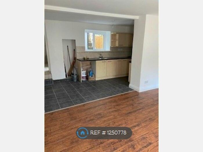 2 Bedroom Terraced House To Rent In King Street, Nantyglo, Ebbw Vale NP23