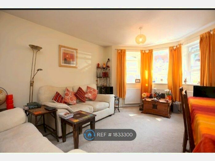 1 Bedroom Flat To Rent In Fourth Avenue, Hove, BN3