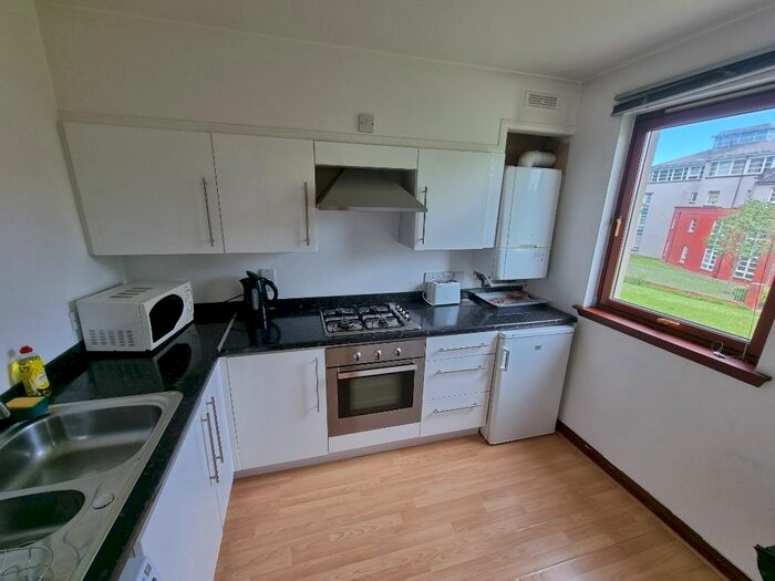 2 Bedroom Flat To Rent In Picktillum Place, Kittybrewster, Aberdeen, AB25
