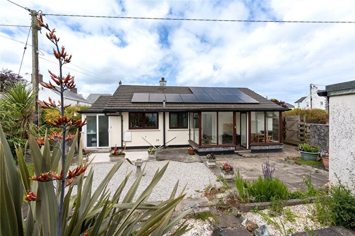3 Bedroom Bungalow For Sale In Rodwill Close, Leedstown, Hayle, TR27