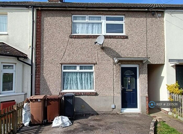 3 Bedroom Terraced House To Rent In The Green, Chelmsford, CM1