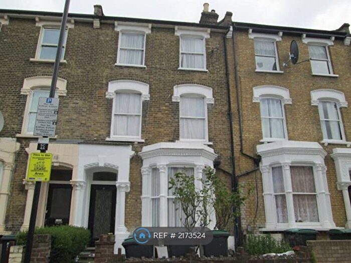 2 Bedroom Flat To Rent In Scarborough Road, Finsbury Park, N4