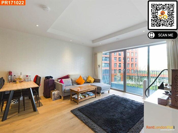 2 Bedroom Flat To Rent In Botanic Square, Canning Town, – Bedrooms Flat, E14