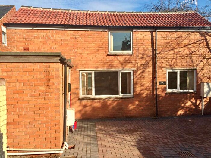 1 Bedroom House To Rent In Cross Street, Chesterfield, S40