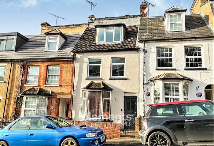 3 Bedroom Terraced House To Rent In Glenview Road, Hemel Hempstead, HP1