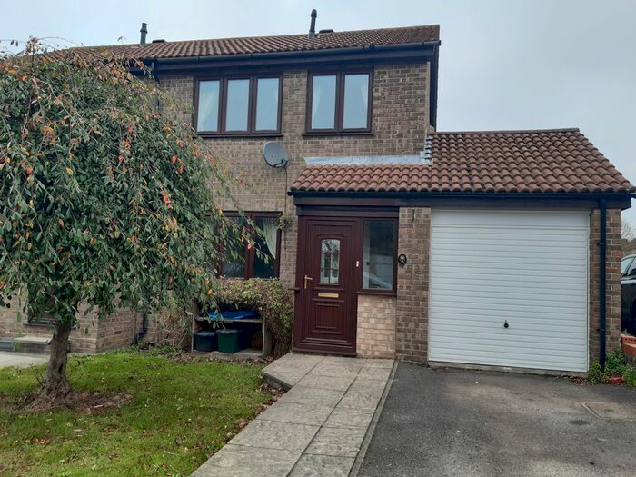 2 Bedroom End Of Terrace House To Rent In Kiln Close, Fishponds BS15