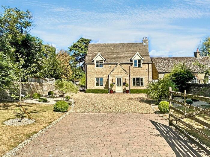 4 Bedroom Detached House For Sale In Stamford Road, Easton On The Hill, Stamford, PE9