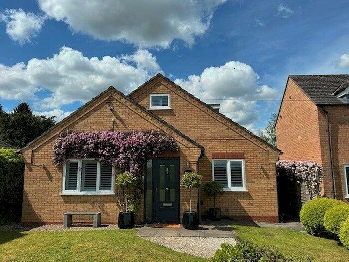 4 Bedroom Detached House For Sale In Rowney Green Lane, Rowney Green, Alvechurch, B48