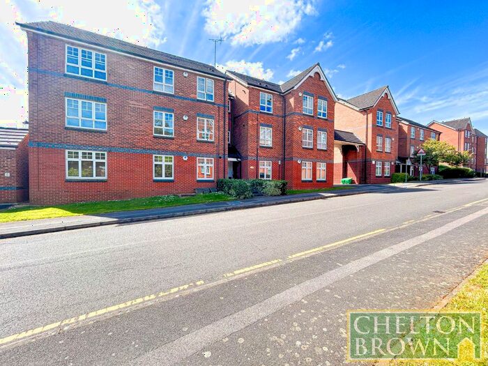 3 Bedroom Flat To Rent In The Nurseries, Northampton, Northamptonshire, NN1