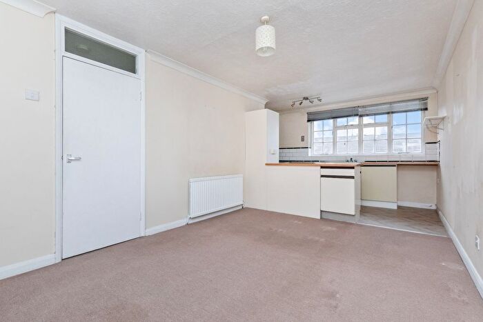 3 Bedroom Terraced House For Sale In Edward Street, Lewes, East Sussex, BN7