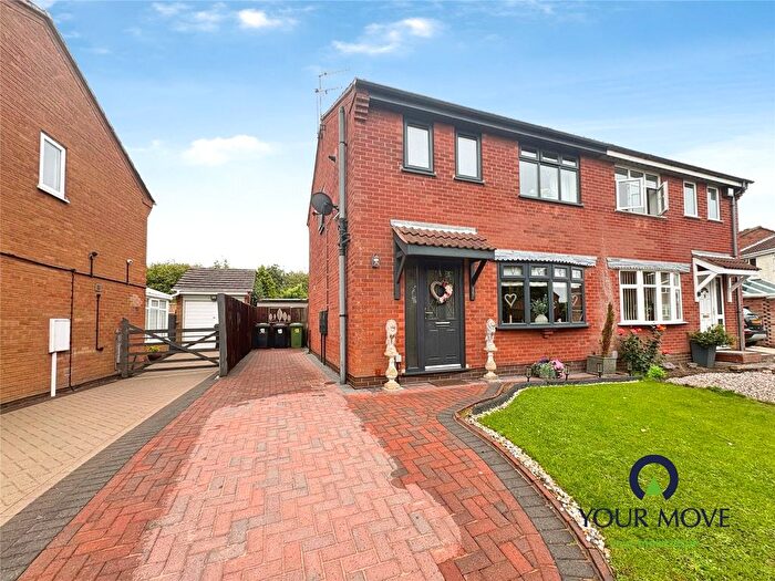 3 Bedroom Semi Detached House For Sale In Epsom Close, Bedworth, Warwickshire, CV12