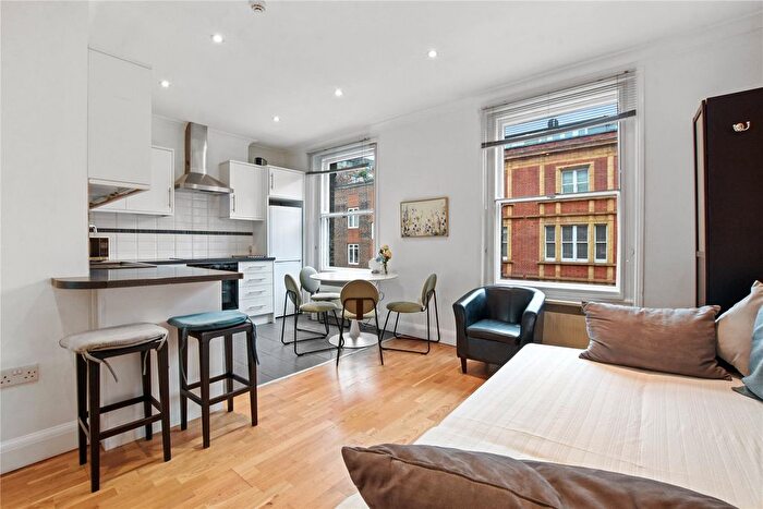 1 Bedroom Flat To Rent In Paddington Street, Marylebone, London, W1U