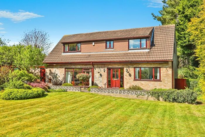 4 Bedroom Detached House For Sale In Papplewick Lane, Hucknall, Nottingham, NG15