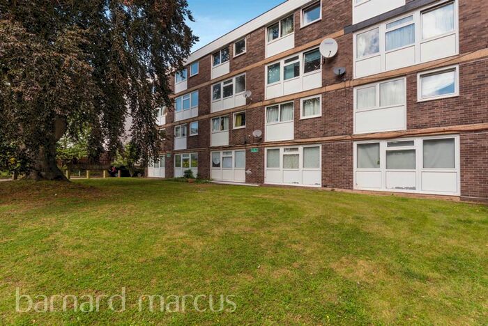 Property To Rent In Worcester Road, Sutton, SM2