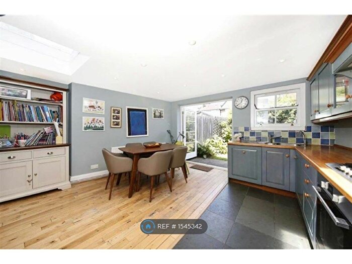 4 Bedroom Terraced House To Rent In Taunton Road, London, SE12