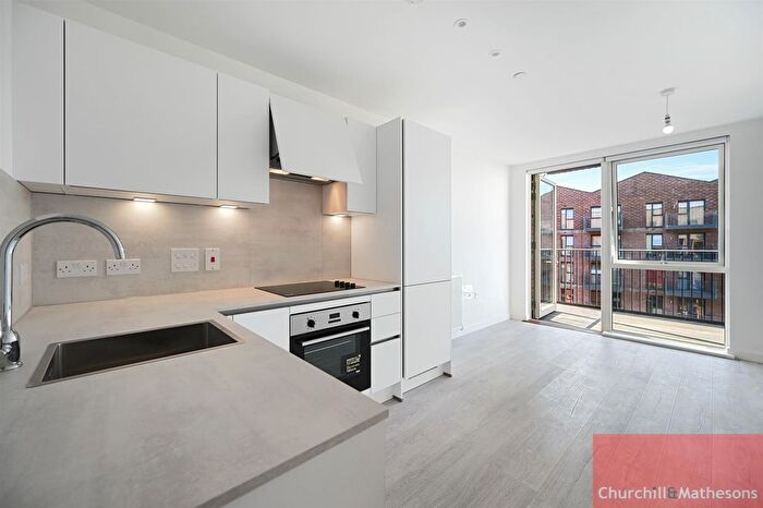 1 Bedroom Flat To Rent In Cranton Avenue, Hayes, UB3