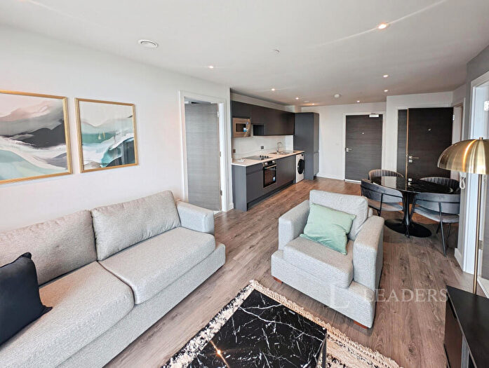 2 Bedroom Apartment To Rent In Embankment Exchange, Greengate, Salford, M3
