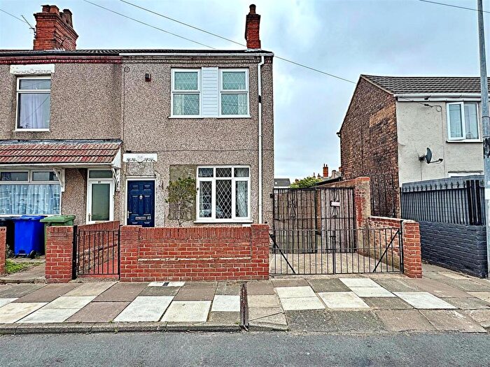 3 Bedroom End Of Terrace House For Sale In Sussex Street, Cleethorpes, N.E. Lincs, DN35