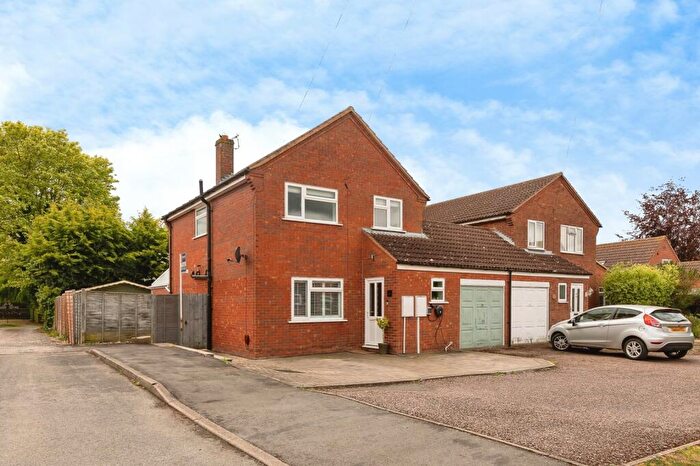 4 Bedroom Detached House For Sale In Farm House Close, Bottesford, Nottingham, Leicestershire, NG13