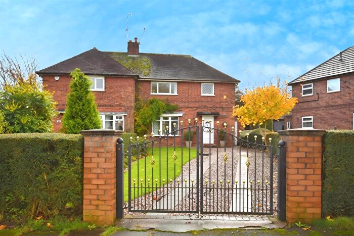 3 Bedroom Semi-Detached House To Rent In Maple Avenue, Talke, Stoke-On-Trent, ST7