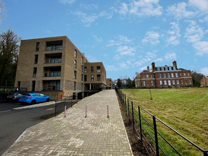 1 Bedroom Flat To Rent In Ashley Road, Epsom, KT18