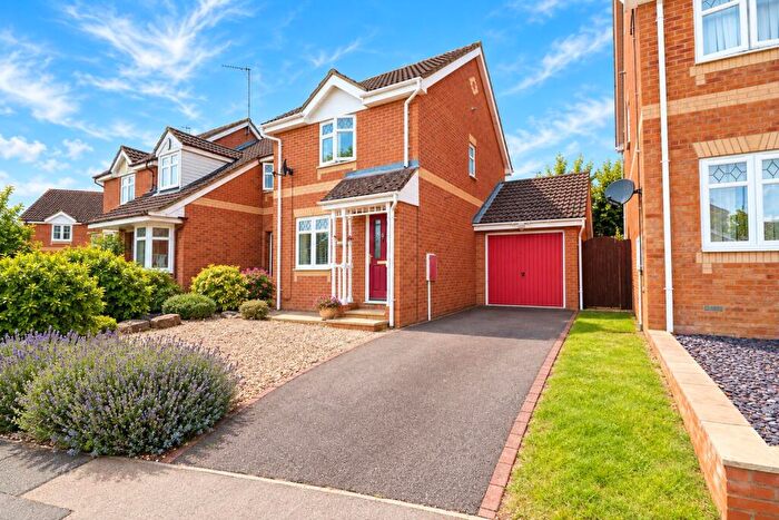 2 Bedroom Semi-Detached House For Sale In Lodge Way, Irthlingborough, Northamptonshire, NN9