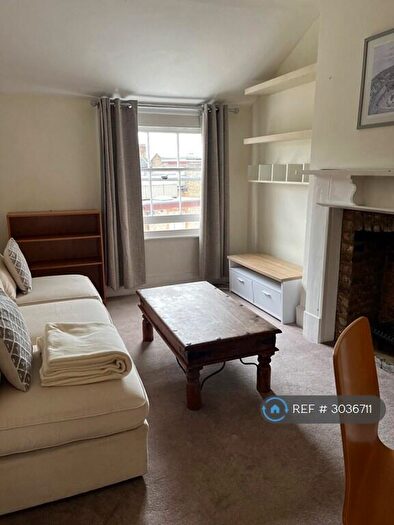 1 Bedroom Flat To Rent In Marjorie Grove, London, SW11
